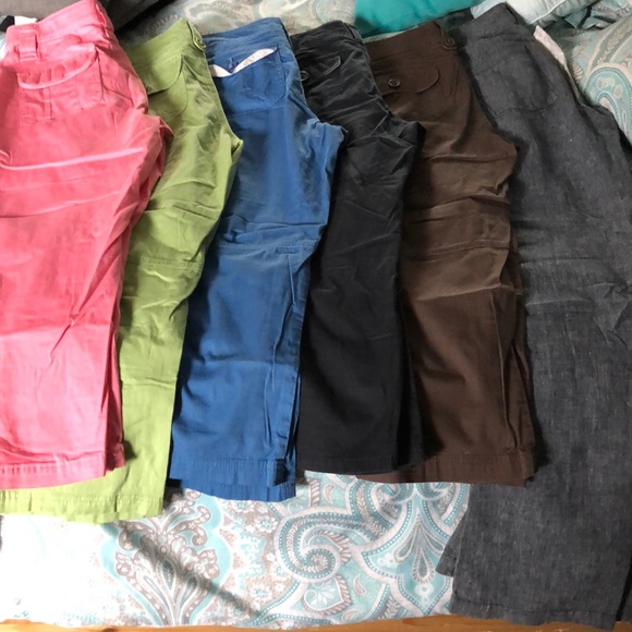 Pants - Six piece bundleFive pairs of Capri pants one long